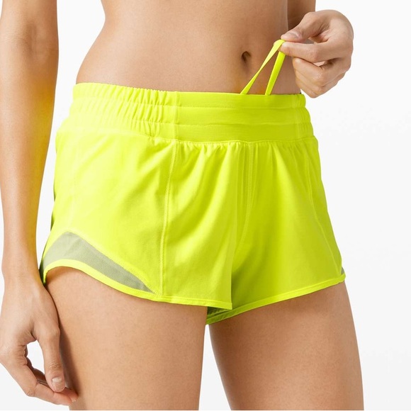Lululemon Lululemon Hotty Hot Short LR 2.5"
Highlight Yellow size 12 - Picture 10 of 10